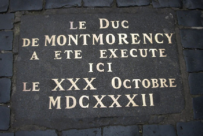 Plaque commémorant l'exécution d'Henri II de Montmorency - dans la cour de la mairie de Toulouse - place du Capitole